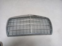 Mercedes W123 Front grill Bayern - Augsburg Vorschau