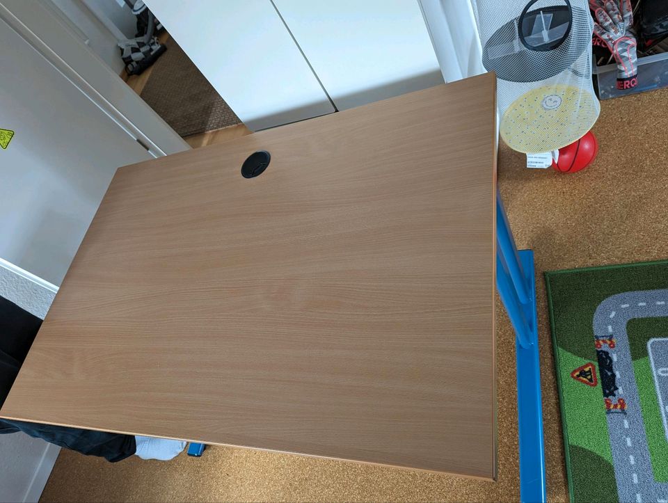 Schreibtisch (Tisch), nicht Ikea oder Jysk in Elsfleth