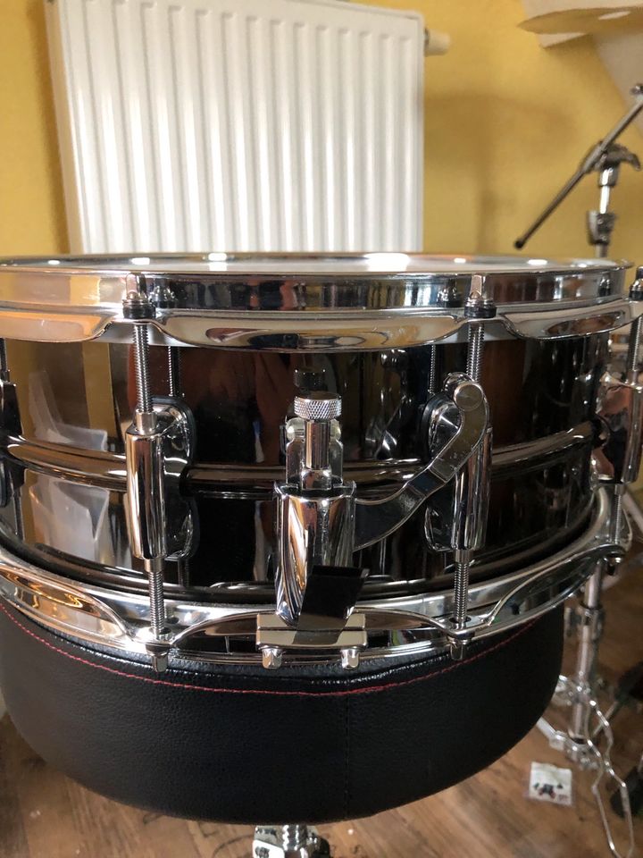 Dixon Artisan 14x5,5 Chrome over Steel in Mendig