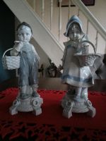 Porzellanskulptur eines Jungen und eines Mädchens Niedersachsen - Glandorf Vorschau
