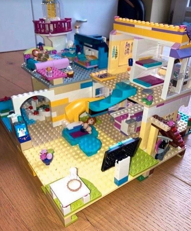 LEGO Friends - Heartlake Leuchtturm und Strandhaus in Rostock