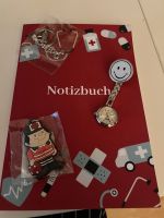 Neue Schwestern Uhr mit Notizbuch und Schlüssel Anhänger Mecklenburg-Vorpommern - Bergen auf Rügen Vorschau