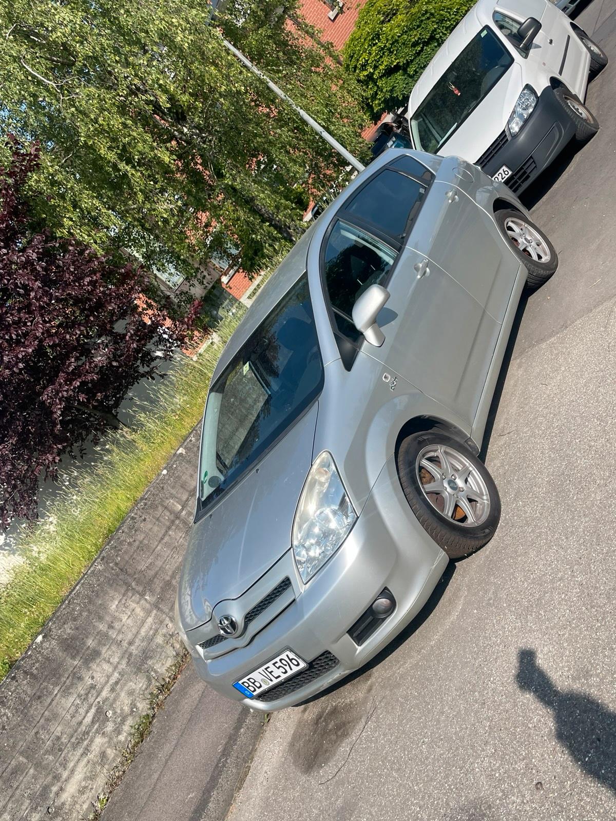 Abbildung des Autos Toyota Corolla