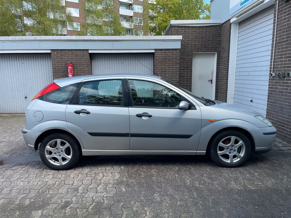 Ford Focus 1.8 TDCI mit Klima, AHK, Scheckheft, Service Neu, TÜV in Delmenhorst