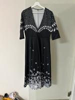 Schönes Kleid in Schwarz mit weißen Muster Bayern - Würzburg Vorschau
