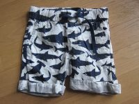 kurze Hose Shorts Badeshorts Badehose Haifisch 92 - NEU Kr. München - Taufkirchen Vorschau