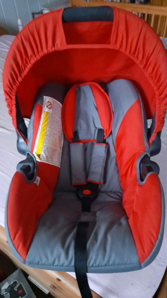 Babyschale/ Autositz von hauck in Goldenbow