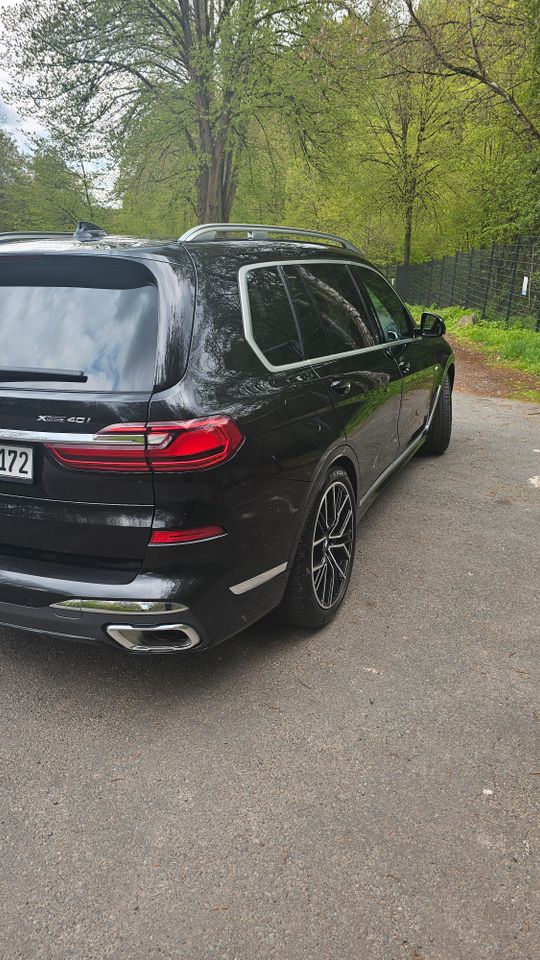 BMW X 7 40 i in Friedewald