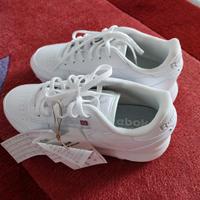 Reebok  Damenschuhe Größe 36 Bayern - Osterhofen Vorschau