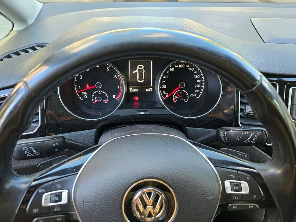 VW Golf Sportsvan 1,4 2014  1 Hand in Bonn