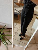 Highwaist Hose schwarz Mango Mom Hose Gr.38 neuwertig Niedersachsen - Loxstedt Vorschau