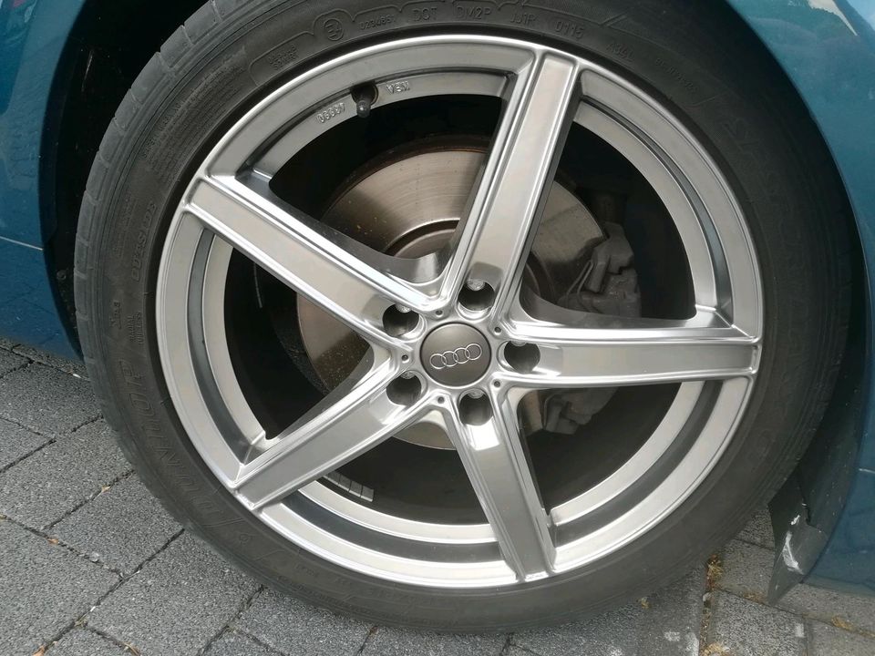 Alufelgen 8,0x18" gunmetallic für Audi TT (8J), A3, A4, A5, A6 in Mittenaar