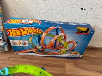 Hot Wheels Action Epic Crash and Hot Wheels Cars als Sammlung Leipzig - Altlindenau Vorschau