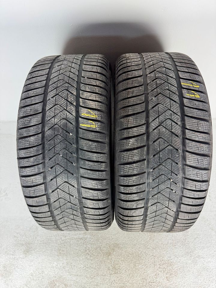 2x Pirelli Sottozero 3 Winterreifen 275/40 R20 106V XL RFT BMW in München