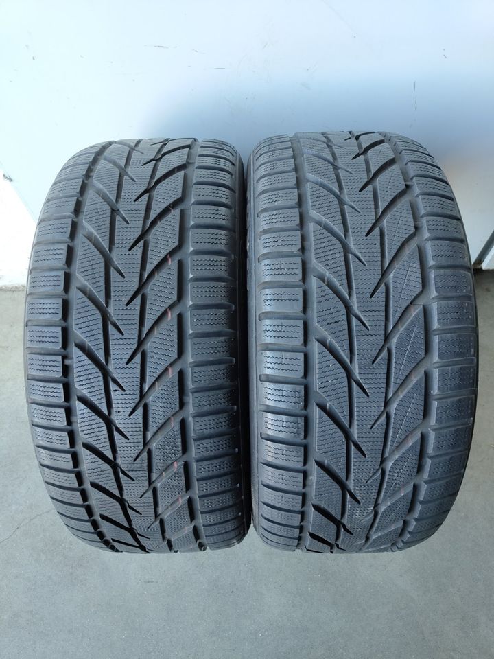 2 x Toyo S953 245/40 R18 97V WINTERREIFEN 7,3mm in Kall