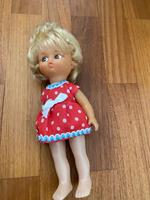 kleine alte Puppe aus DDR  Weichgummi 24 cm Hessen - Friedberg (Hessen) Vorschau