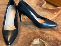 Pumps schwarz Glattleder Clarks Laina rae München - Au-Haidhausen Vorschau