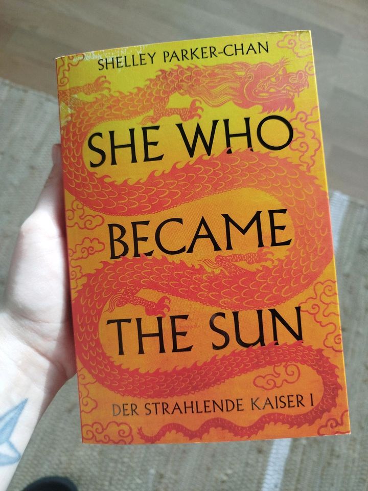 She who became the sun - Shelley Parker-Can / Bücherbüchse in Delitzsch