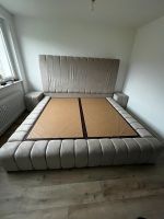 Doppelbett mit Bettkasten und 2 Kommoden Nordrhein-Westfalen - Bad Salzuflen Vorschau