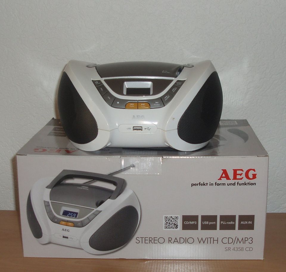 TOP AEG Stereo Radio mit CD Player + MP3 in Leverkusen