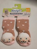 Baby Rasselsöckchen 0-9 Monate Neu!!! Niedersachsen - Ritterhude Vorschau