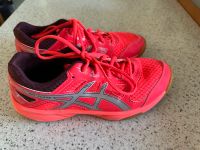 ASICS Hallensportschuhe helle Sohle 38 Düsseldorf - Lichtenbroich Vorschau