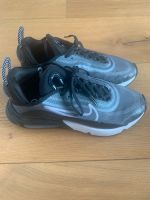 Turnschuhe Sneaker Nike Airmax 2090 schwarz Gr. 39 kaum getragen! Nordrhein-Westfalen - Herford Vorschau