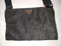 Original Prada Nylon Umhängetasche Tasche Friedrichshain-Kreuzberg - Kreuzberg Vorschau