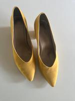 Marco Tozzi gelb Gr. 41 Wildleder Pumps Schuhe Nordrhein-Westfalen - Kempen Vorschau