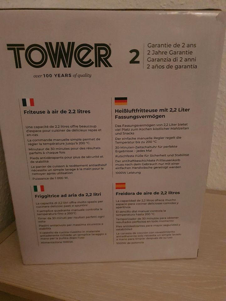Neu! Air fryer Heißluftfritteuse Tower 2,2l in Jena