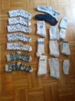 Tennis  Socken 19 Paar Top Zustand Alles zusammen ein Preis Bayern - Freising Vorschau
