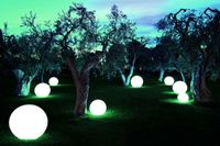 LED beleuchtete Dekokugel Balux in italienischem Design Baden-Württemberg - Offenburg Vorschau