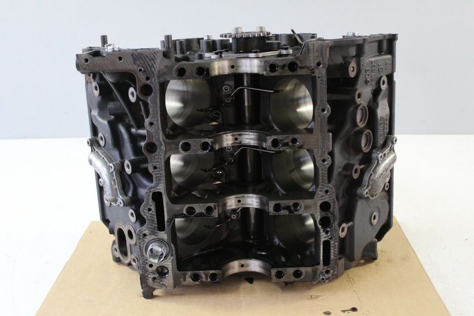 MOTORBLOCK + AUDI A4 8W A5 F5 B9 3,0 TDI V6 CSW CSWB + 059023BQ + in Küps