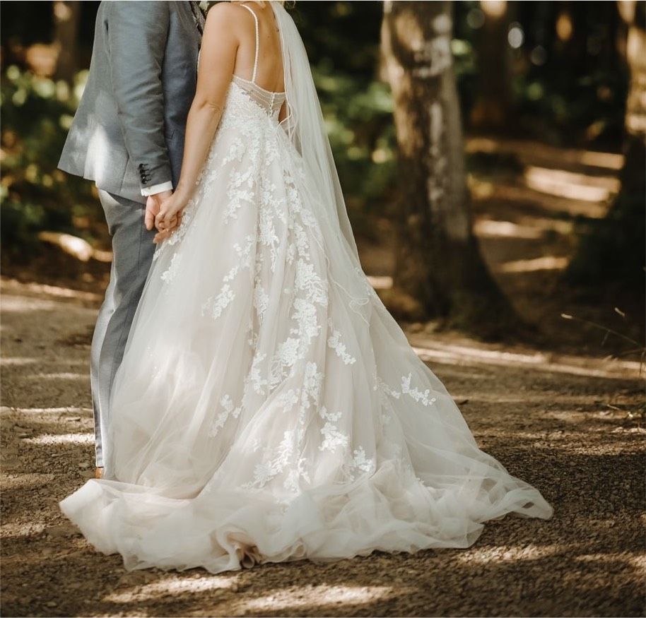 Brautkleid / Hochzeitskleid in Nideggen / Düren