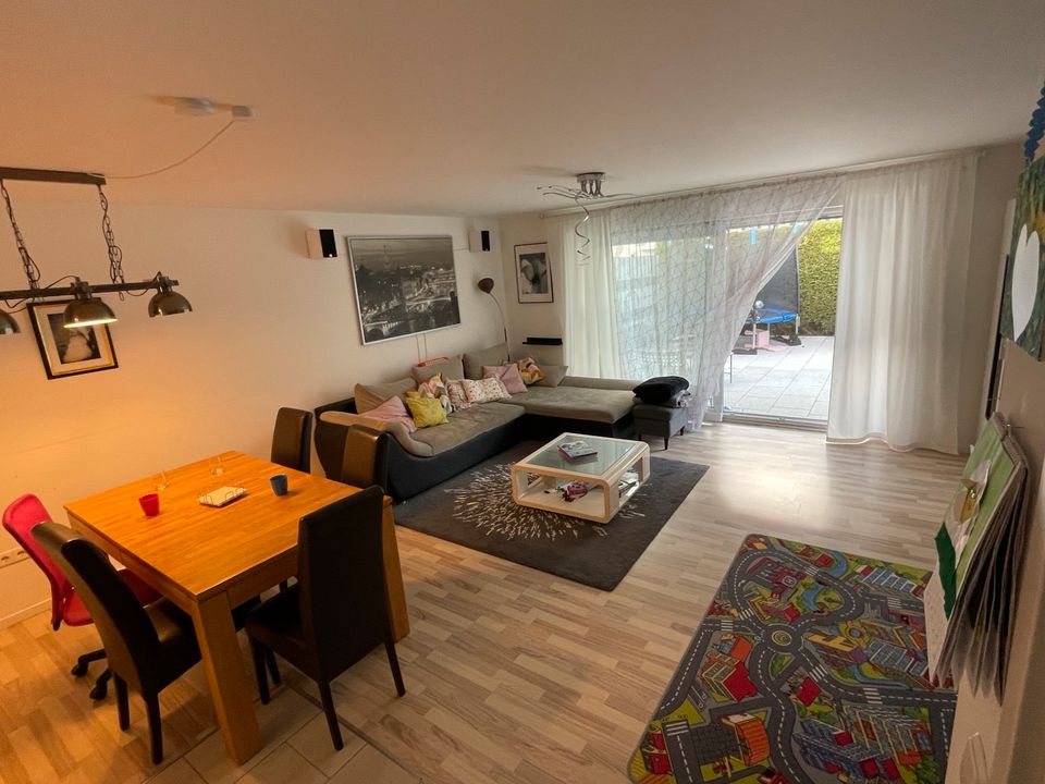 Exklusive, modernisierte 4 Zimmer Wohnung, EBK, Terrasse in Ingersheim