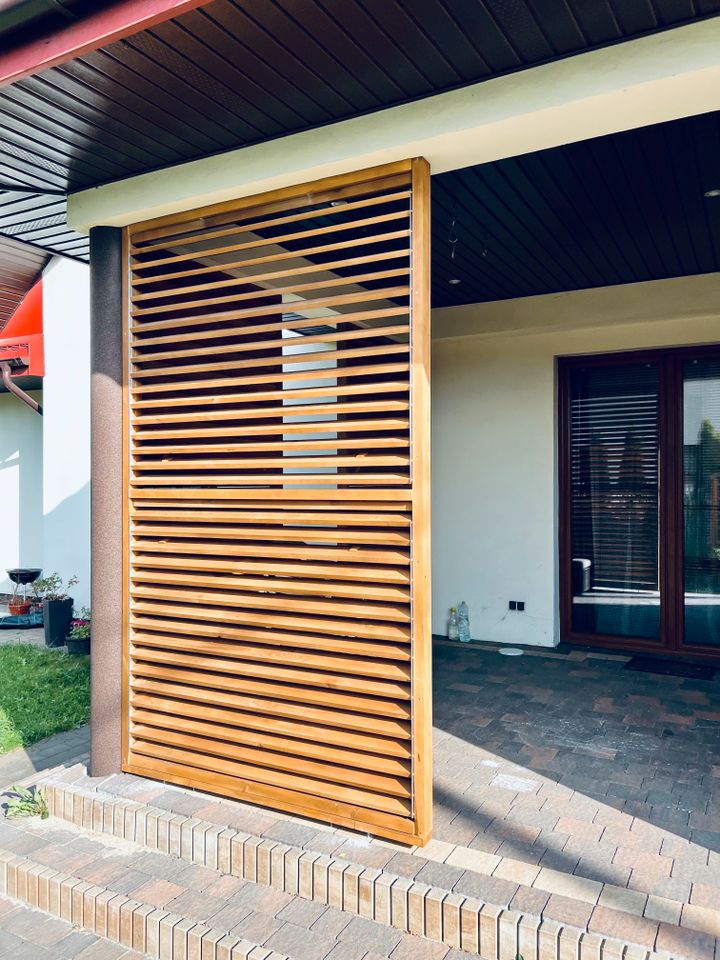 Rollläden für die Terrasse aus Holz in Stade