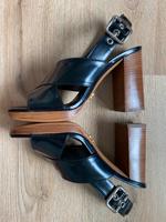 Prada Sandalen Leder Schwarz NEU Gr. 38,5 Hessen - Königstein im Taunus Vorschau