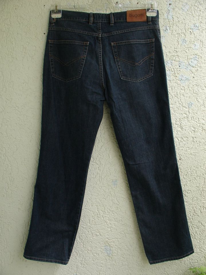 s.OLIVER VINTAGE 32/34 + BUGATTI 33/30 Stretch Jeans Hose Neuw. in Kiel