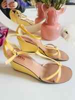 Vintage prada Pumps wedges Sandalen gelb Retro Keilabsatz 40,5 Altona - Hamburg Ottensen Vorschau