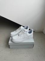 Nike Air Force 1 '07 weiß in Größe 45 Lindenthal - Köln Sülz Vorschau