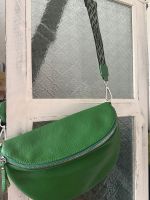 Crossbody Leder Tasche grün Nordrhein-Westfalen - Ratingen Vorschau