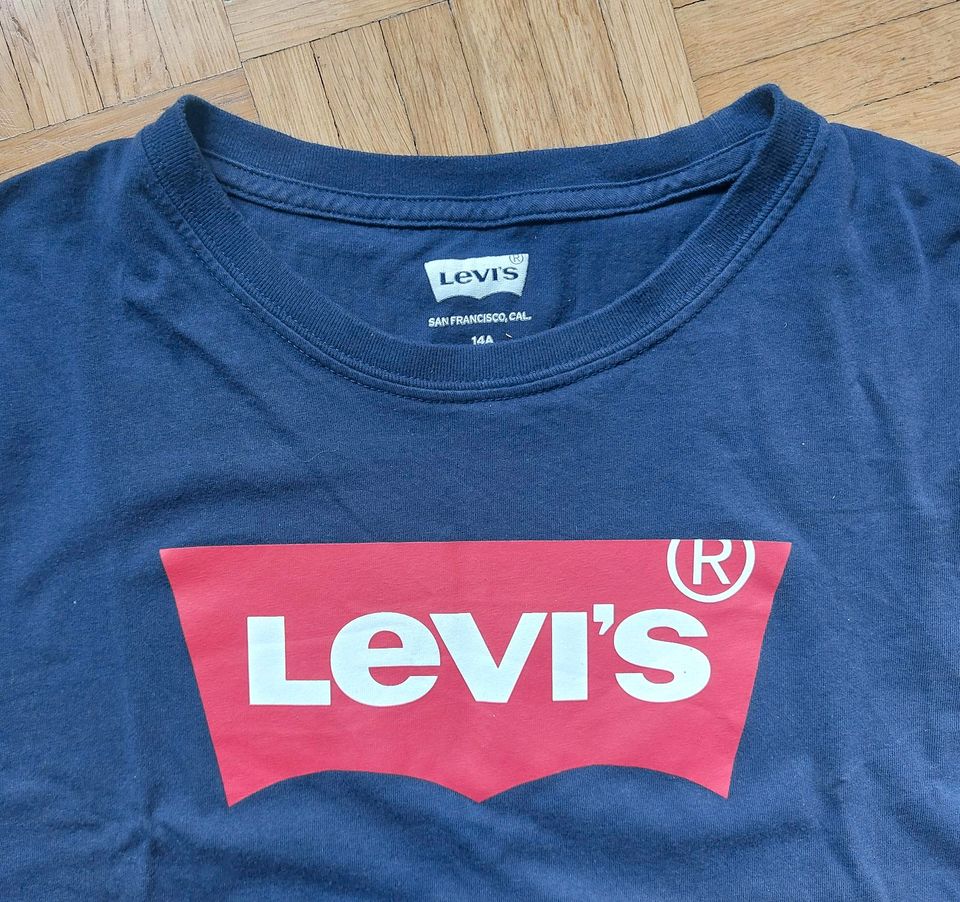 Langarmshirt von Levis Größe 164 14A blau in Ettlingen