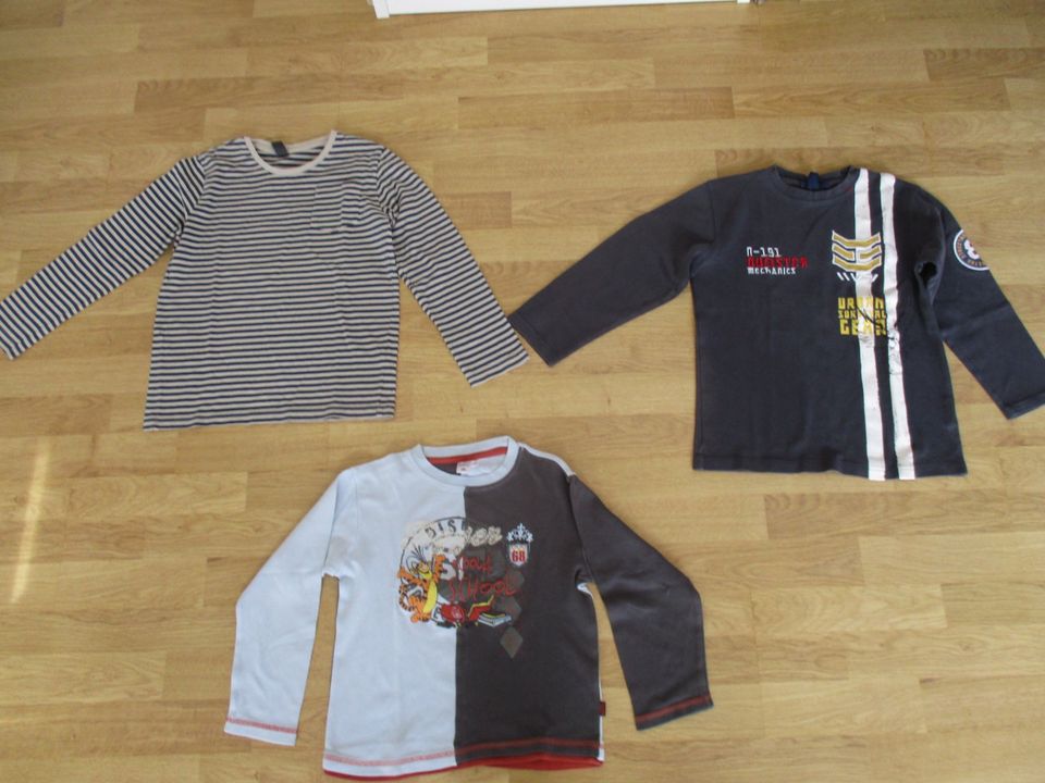 3 T-Shirts für Jungen Gr. 122/128 von H&M, C&A u. Zara, Preis 8 € in Ingolstadt