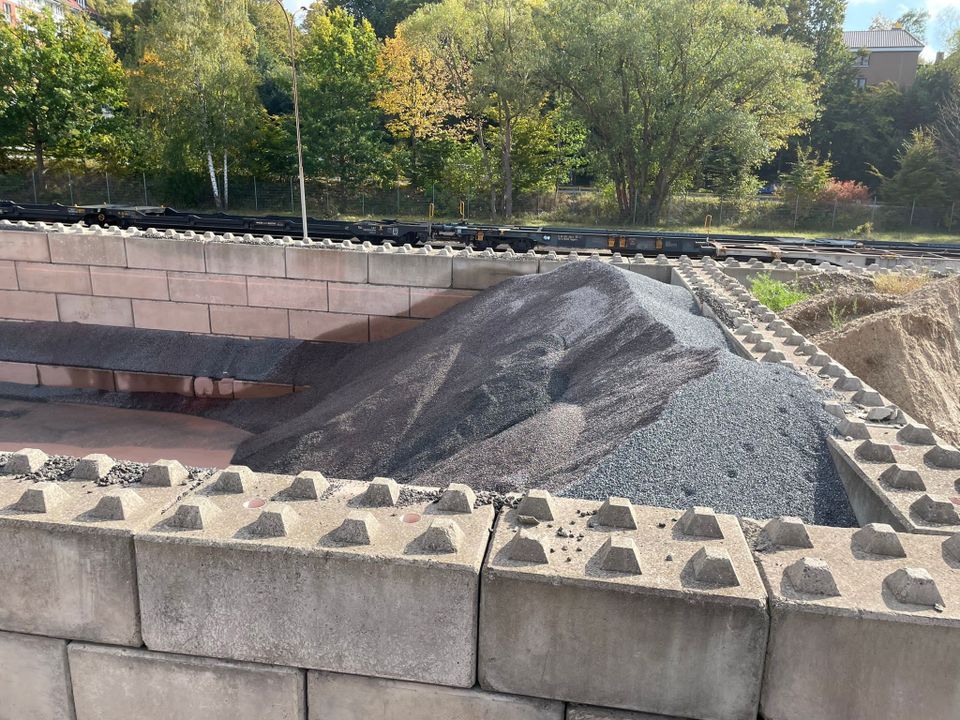 Betonblocksteine, Betonblöcke, Silo, Beton- Legosteine* in Lübeck