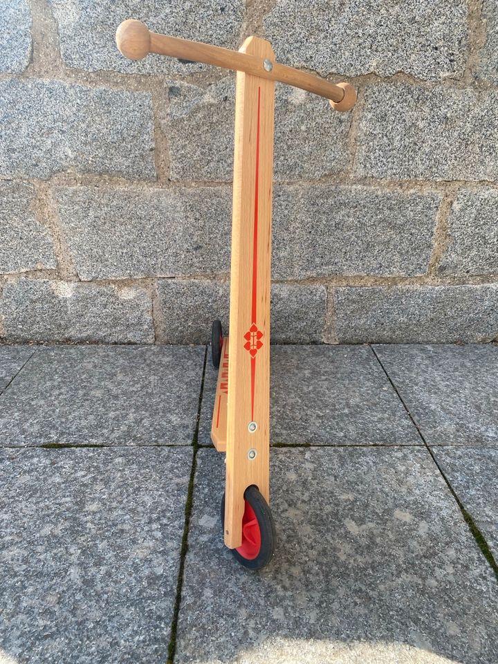 Radlrutsch Holzroller für kleine Kinder in Königsbrunn