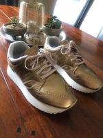 NEW BALANCE NB 520 Sneaker Gold Gr. 38 Nordrhein-Westfalen - Iserlohn Vorschau