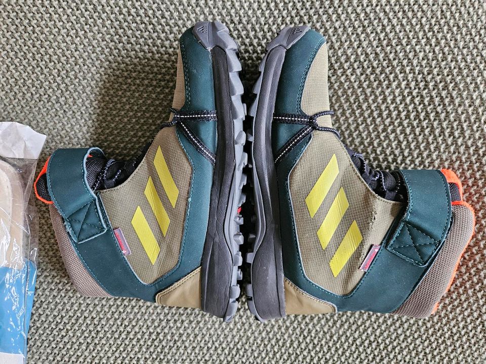 Adidas Terrex Winterstiefel 38 in Berlin