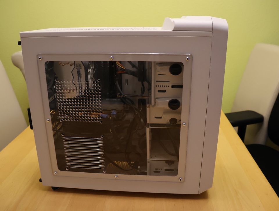 Designer PC Intel i7, 500GB SSD+1,5 TB HDD, Radeon 4G, 16 GB RAM in Frankfurt am Main