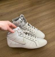Nike, Damensportschuhe, echtes Leder, Gr. 40 Dresden - Räcknitz/Zschertnitz Vorschau
