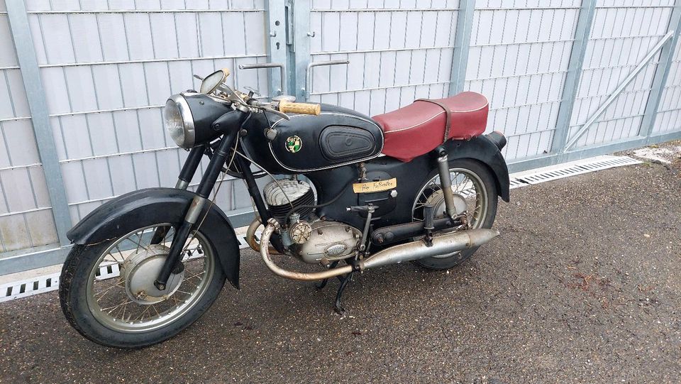 Puch SV 175 Oldtimer mit Papiere Scheunenfund 125 SVS in Günzburg